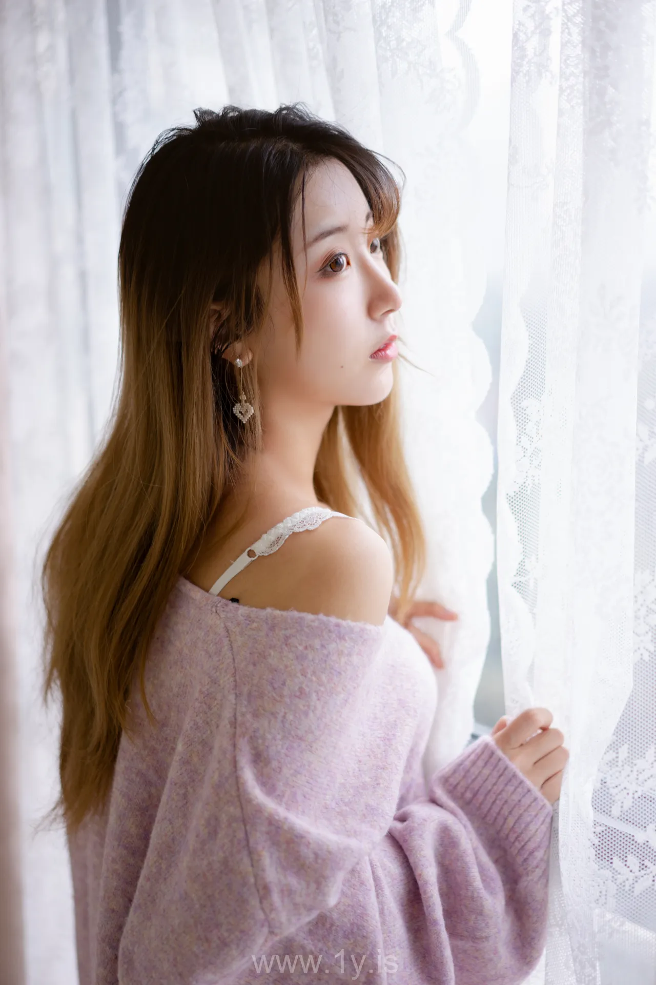 Coser@黑川 NO.031 Trendy & Fancy Asian Goddess 紫色毛衣